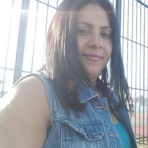 Meet your Posher, Damaris